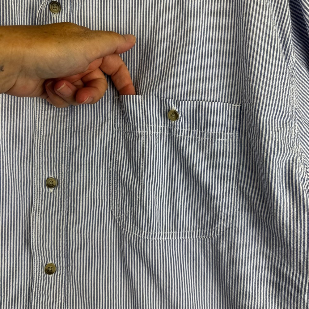 Eddie Bauer Button Down Mens XL Blue White Striped Seersucker Shirt (1684) - Picture 3 of 10